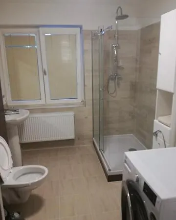 Zuzka Apartament *